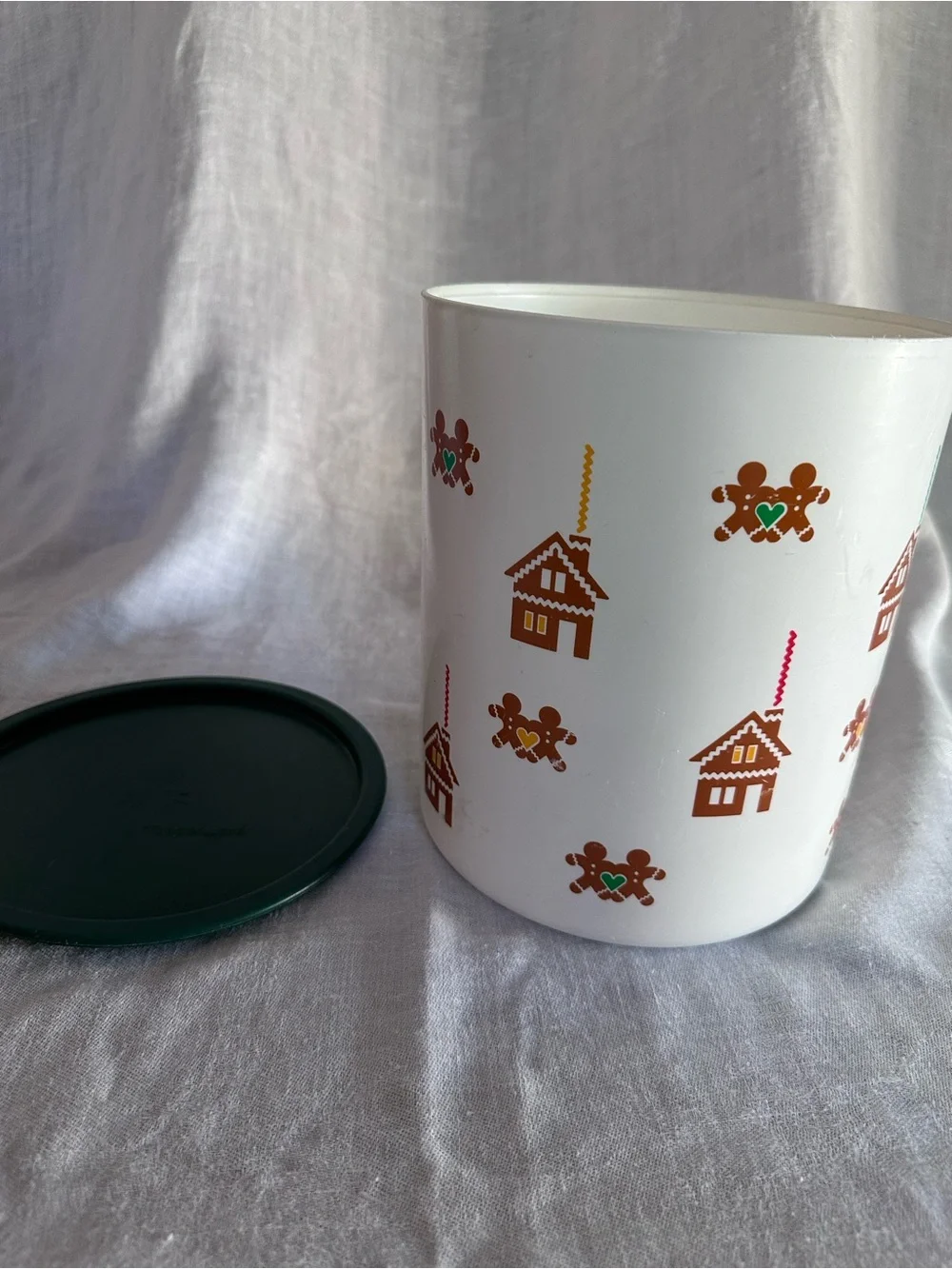 Vintage Gingerbread Cookie Tupperware